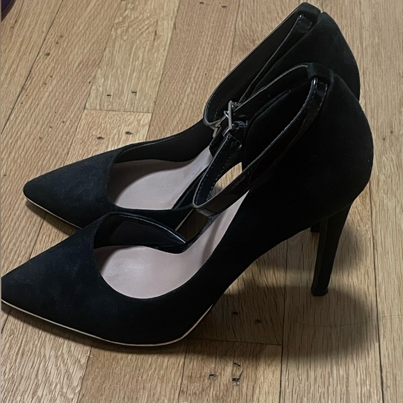 Black Pointed Call It Spring Heels - Picture 2 of 5